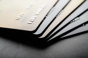Comparativo: principais cartões de crédito para negativados